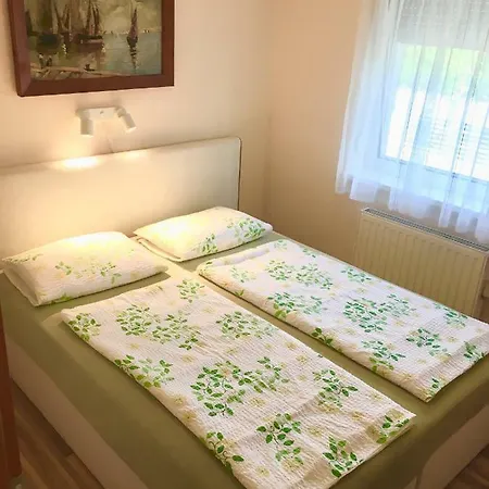 Aranypart Apartman Siofok Exterior photo