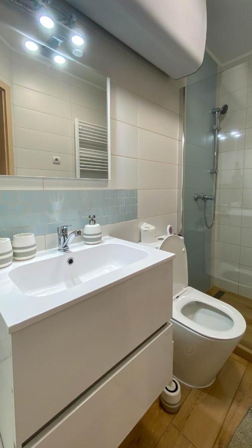 Aranypart Apartman Apartment *